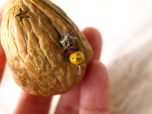 teddy shop in a walnut