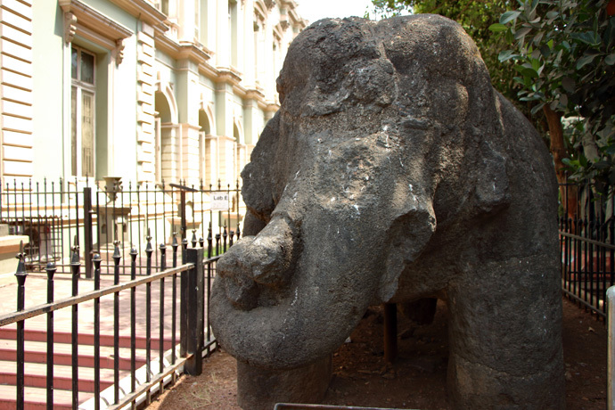 160514_Elephant-Sculpture.jpg