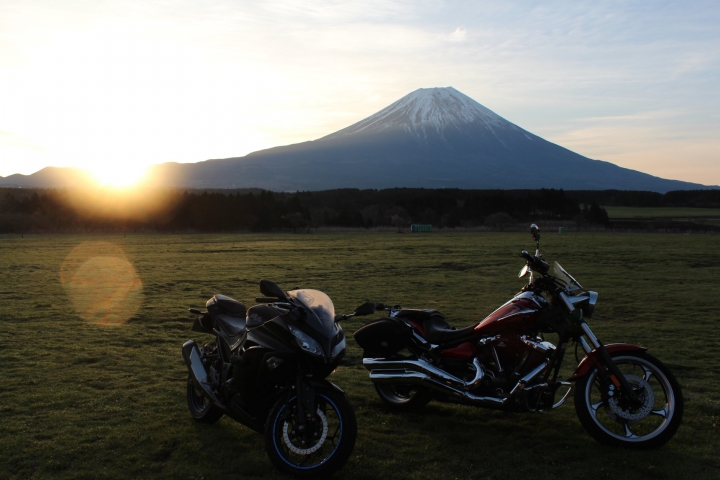 富士山　御来光　ふもとっぱら　バイク